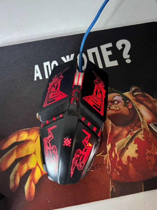 Компьютер в комплекте для учебы/работы.