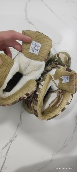 Продам зимние берцы