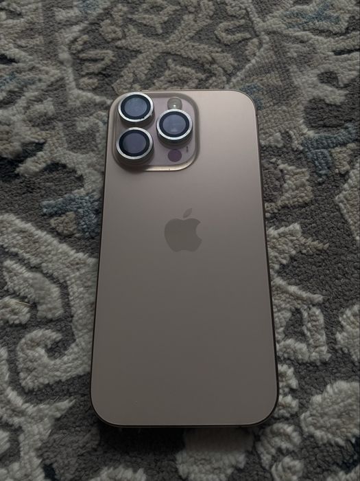 Новый Iphone 16pro