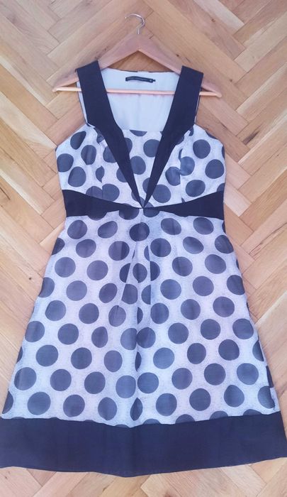 Нежна и ефирна дамска рокля р.38+обеци