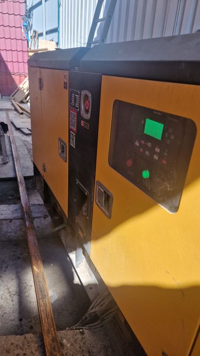 Срочно продам дизельный генератор  50 kv