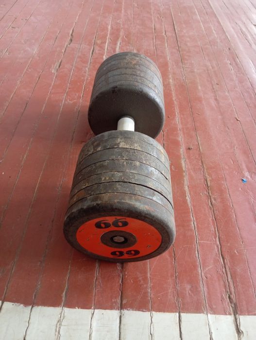 Arm wrestlingchilar uchun maxsus gantel