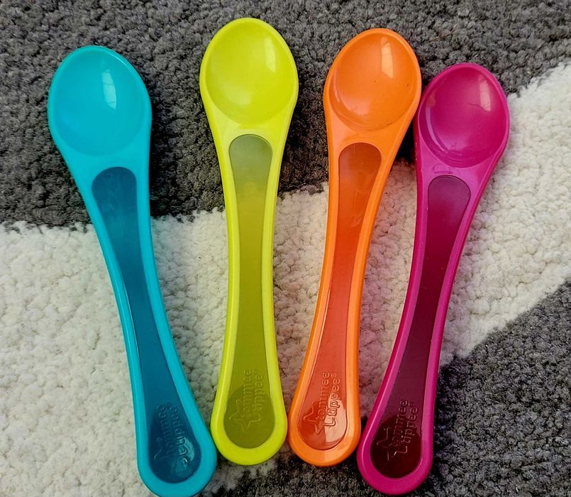 Биберони и лъжици Tommee Tippee