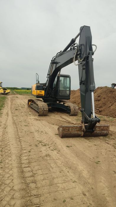 Trailer , utilaje construcții