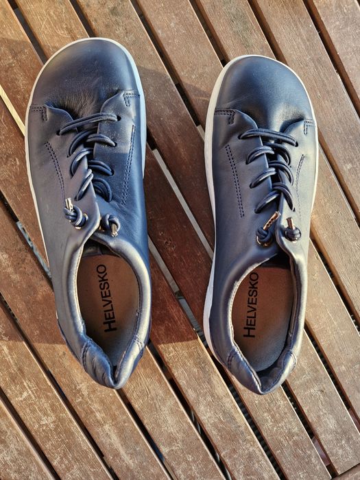 Vând mocasini / pantofi din piele naturala, de calitate, Helvesko