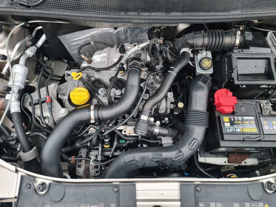 Dacia Logan 0.9 Tce - euro 5 / Clima / Pilot / Senzori / Comenzi volan