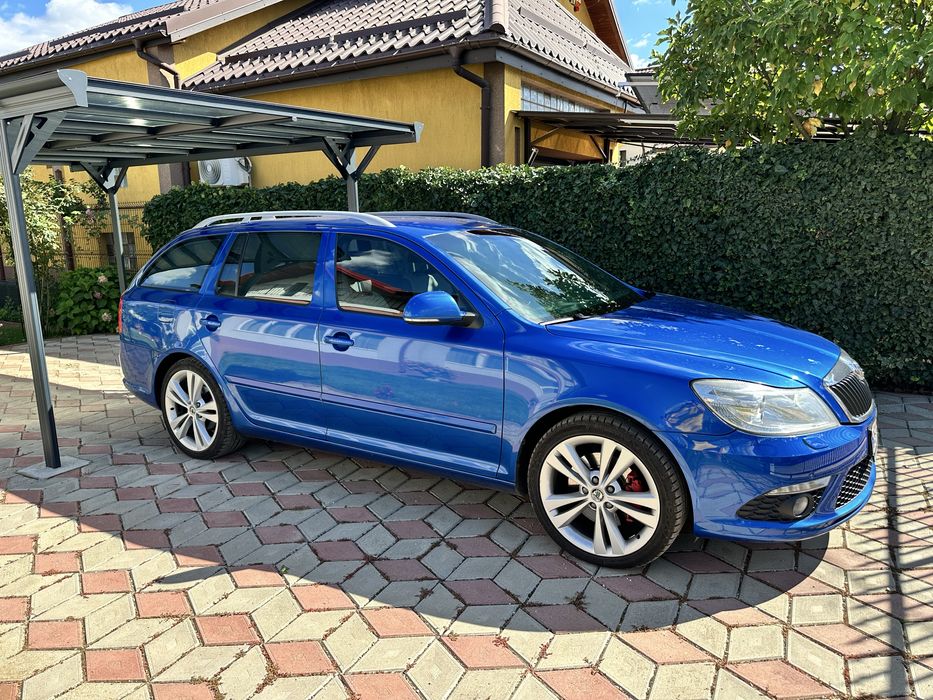 Skoda Octavia 2.0 TDI RS DSG 210cp