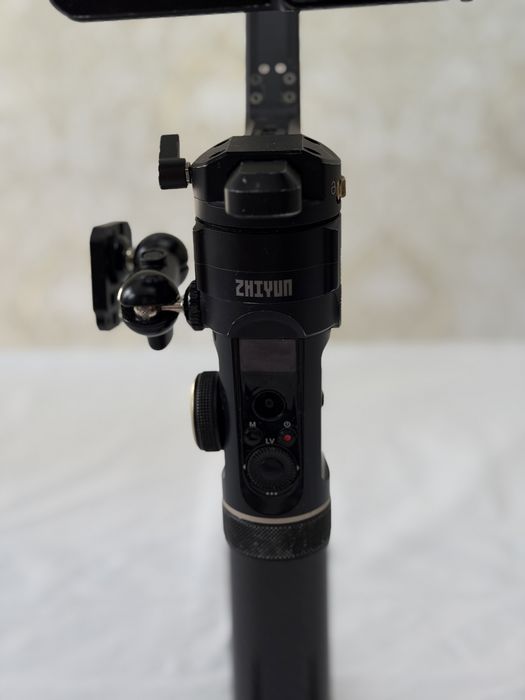 Zhiyun Crane 2s