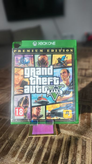 Игра Grand theft auto 5 V Xbox One