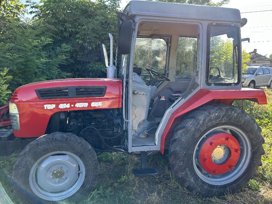 Vând tractor TOP-454