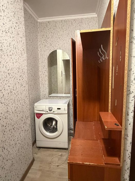 Продаётся квартира в 7мкр дом 18