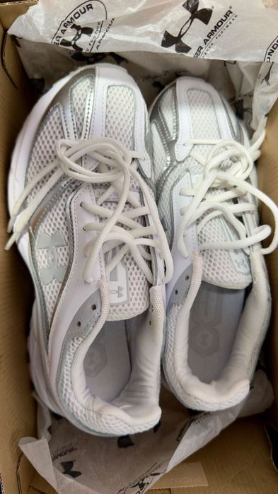 Under Armour unisex маратонки
