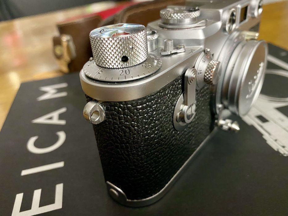 Leica IIIf res rial and self timer