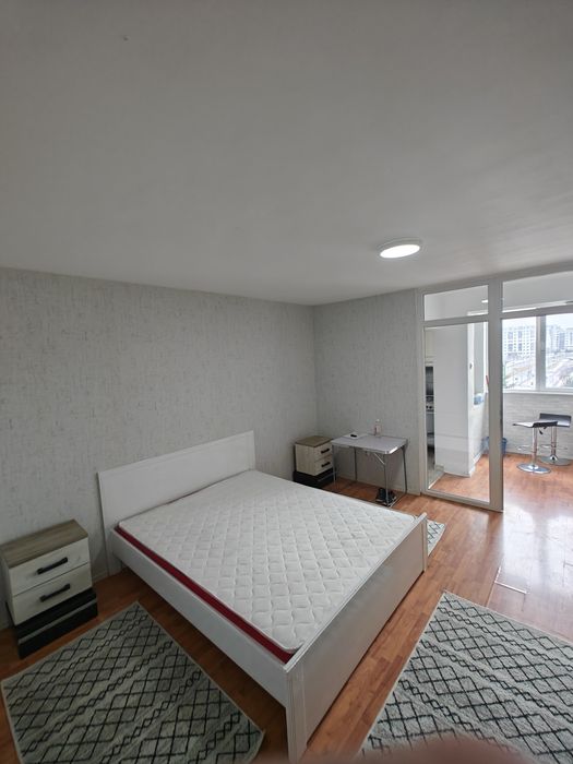 Garsoniera de închiriat