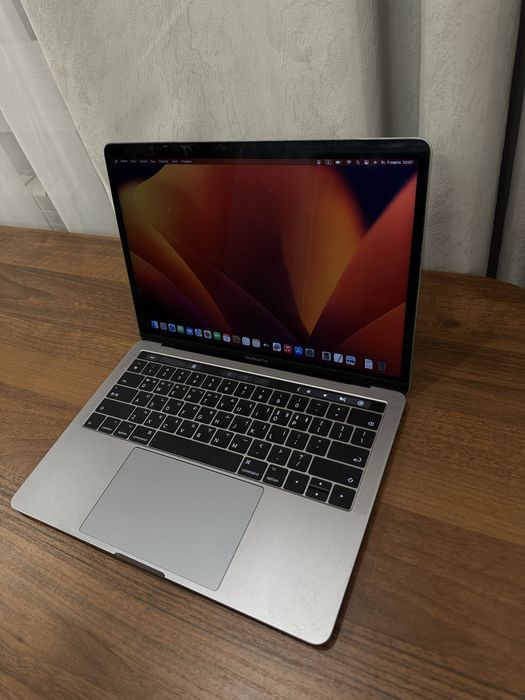 Apple MacBook Pro 13