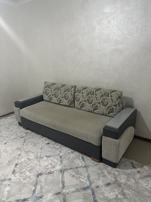 Продам Диван Б/У