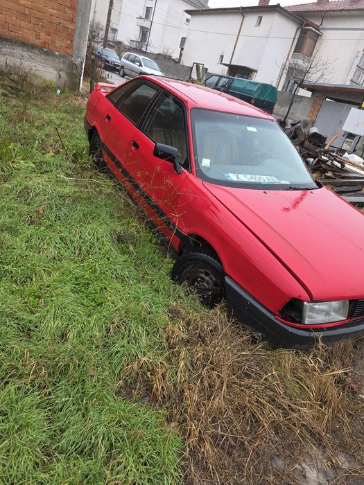 Продавам ауди 80 яйце 1.8 карбуратор за части