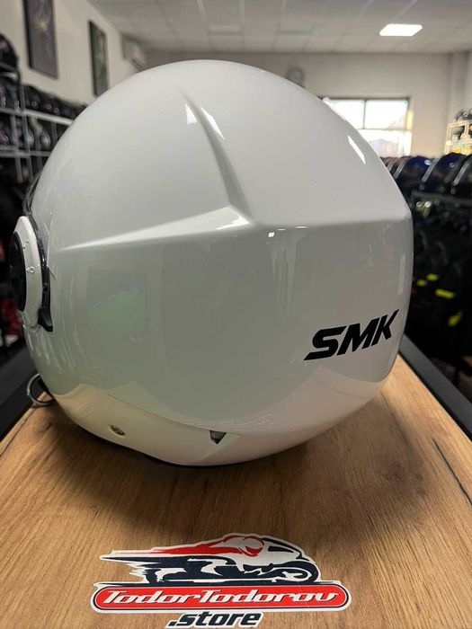 Скутер мото каска SMK LAMINAR GLOSS WHITE,L 59-60 вентилациия,топ цена