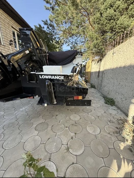 Продам лодку в отс.