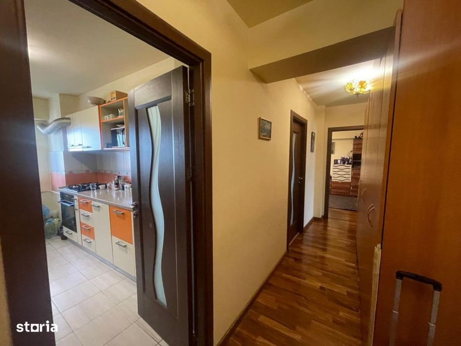 Apartament decomandat 4 camere, 97.83 mp - zona McDonald's