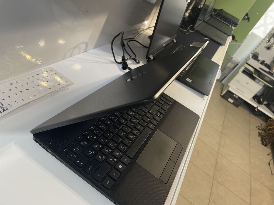 НР Core i3-10110u! ОЗУ 8Gb! SSD 240Gb