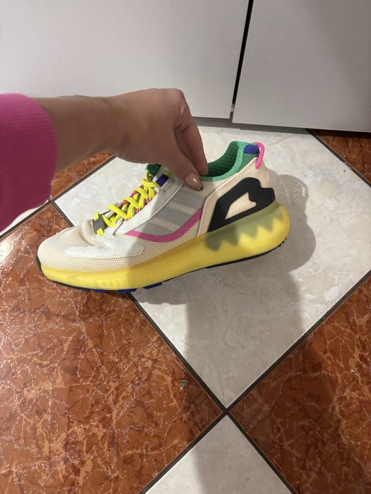 Vand adidasi adidas marimea 40
