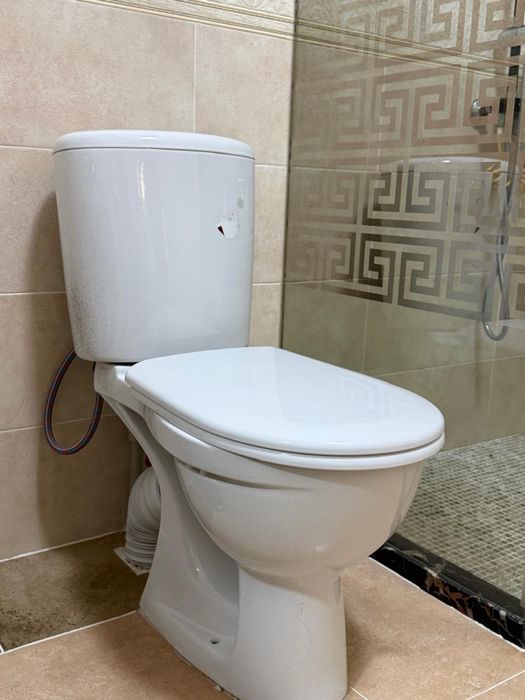 Продается унитаз