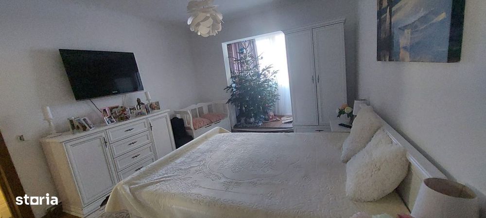 Apartament4 camere, 87.02 mp, zona  1 Mai - Sara