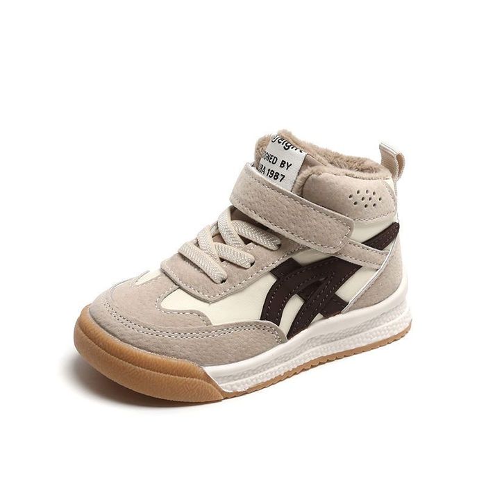 Детские ботинки