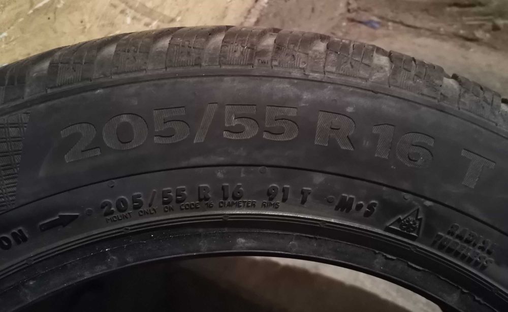 Продавам 1 брой зимна гума 205.55.16 дот 2019 Контентал