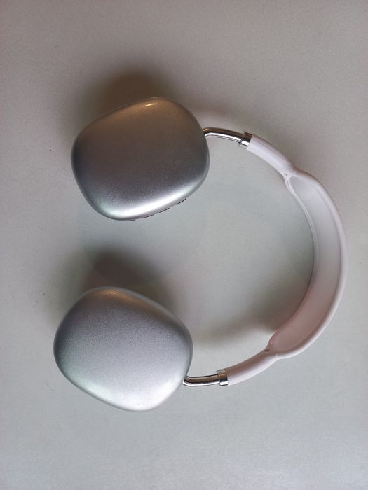 Продам наушники.