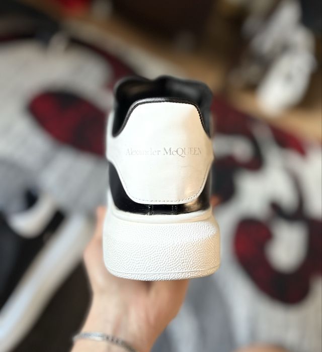 Alexander McQueen black&white