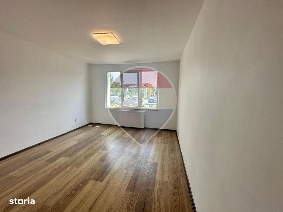 Spațiu comercial / Apartament de închiriat – 70 mp, Craiter, Brașov — fotografia 3
