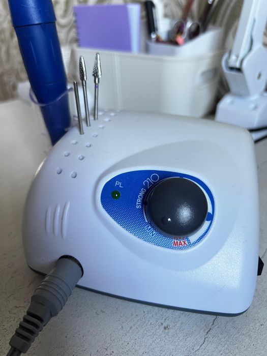 Машинка для маникюра STRONG 210