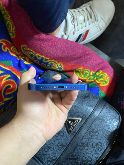 Iphone 12 Акша керек