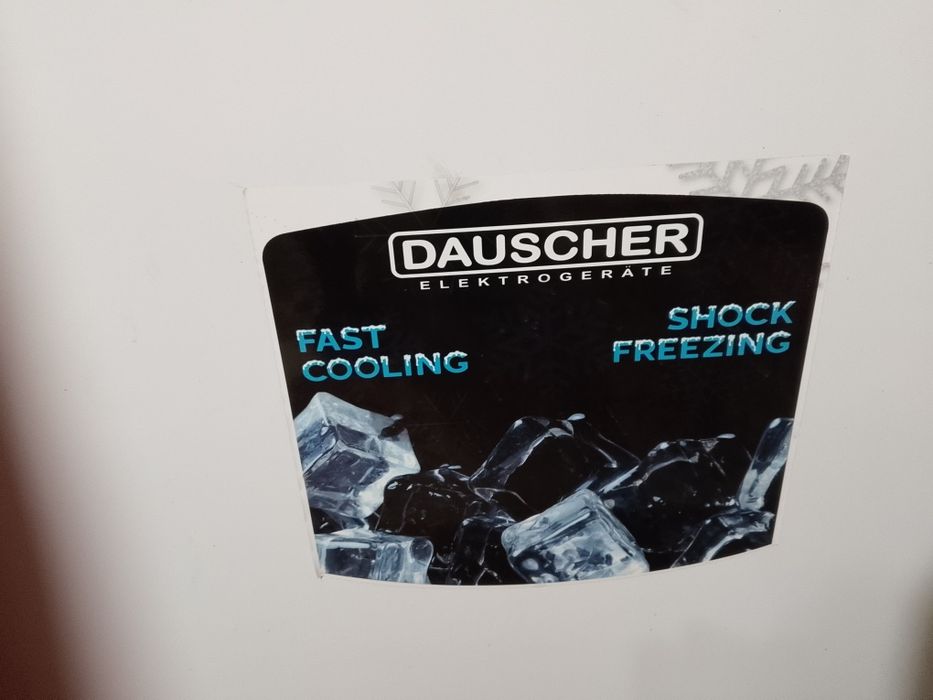 Продам морозильную камеру