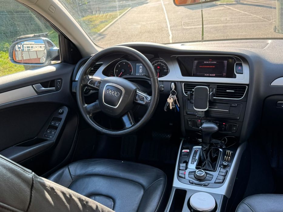 AUDI A4 Avant 2011 — imagine 3
