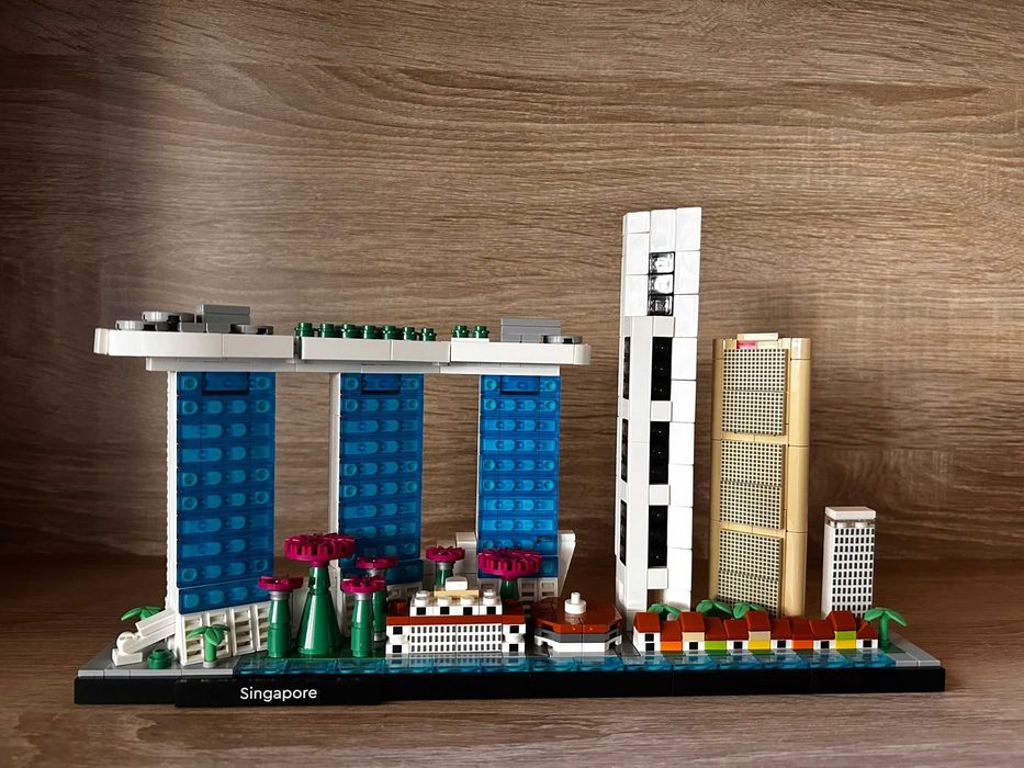 LEGO Architecture Singapore 21057, 827 piese
