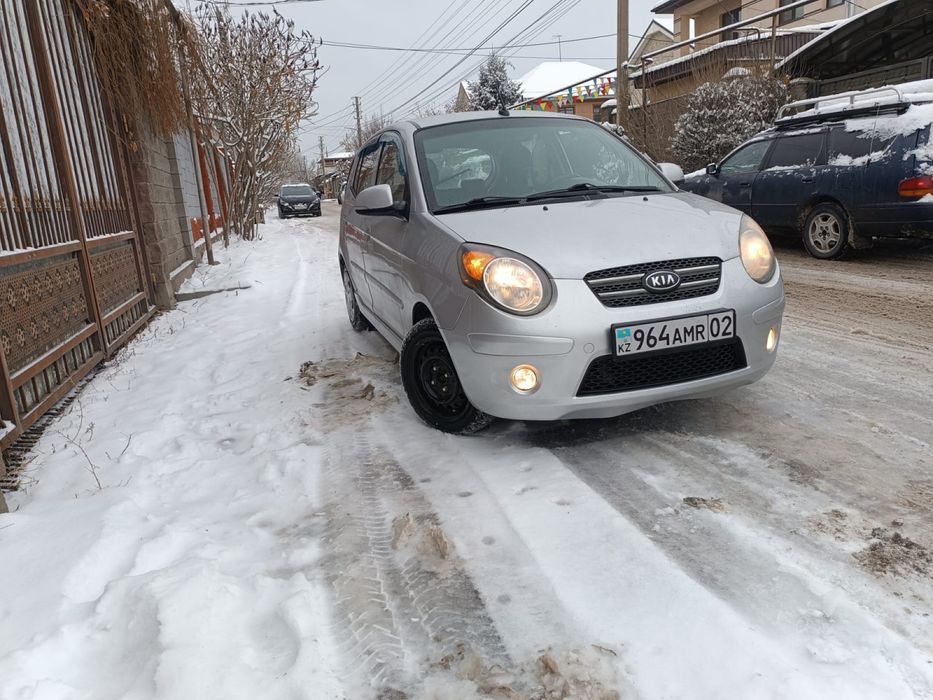 Продаётся Kia Morning, серебристый