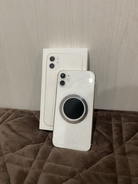 Продам Айфон 11 128gb