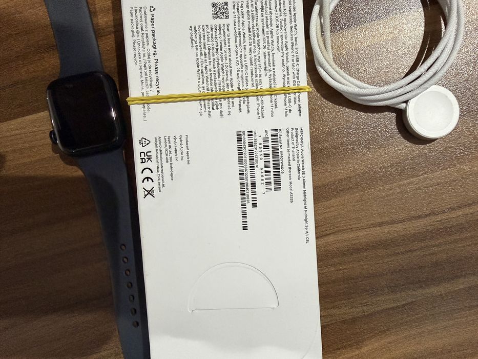 Apple watch se3 40mm gps+cellular(LTE)