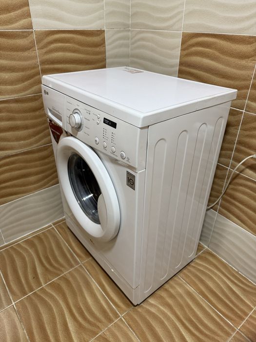 Продаеться Стиральная машина