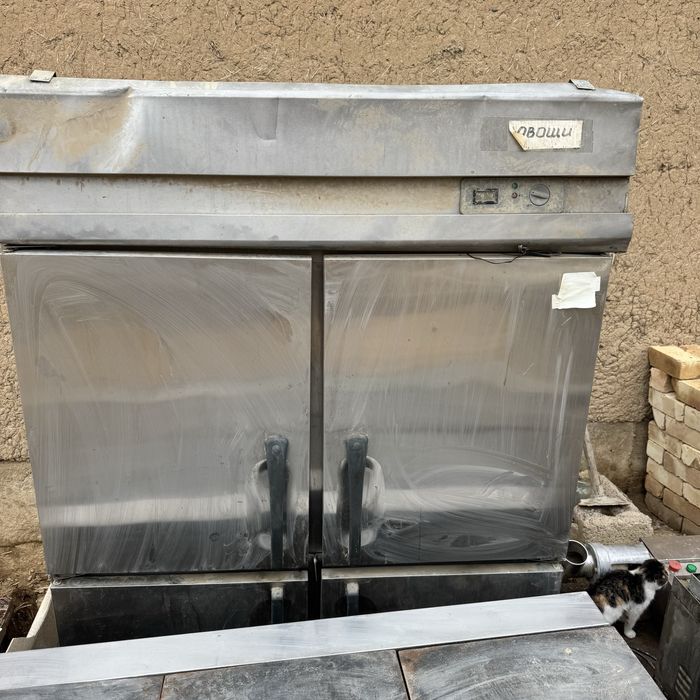 Профессиональная конвекционная печь unox