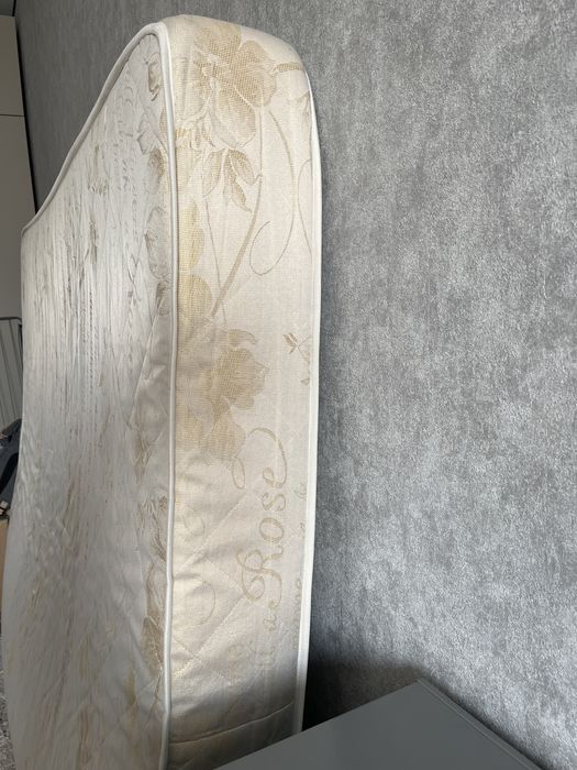 Матрас 160х200см