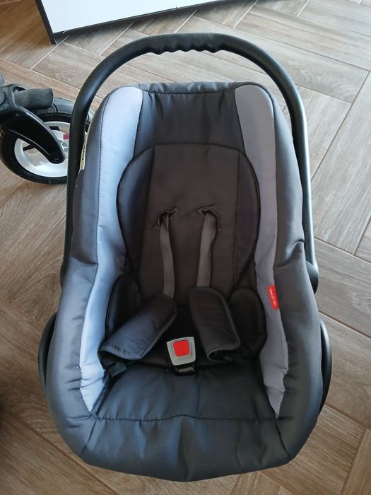 Carucior 3 în 1 Optima Verdi
Suspensia spate reglabila ce  permite un