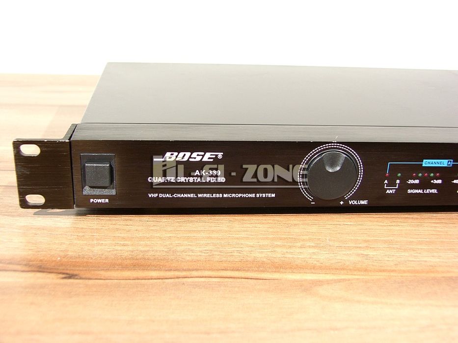 Bose AK-339 VHF Dual Channel Wireless Microphone System W/Case
