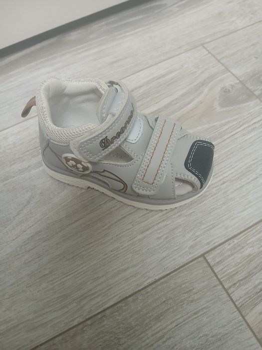 Детская одежда и обувь