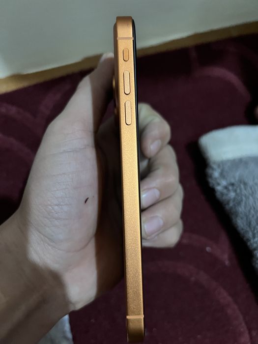 IPhone xr 17 pro korpusda