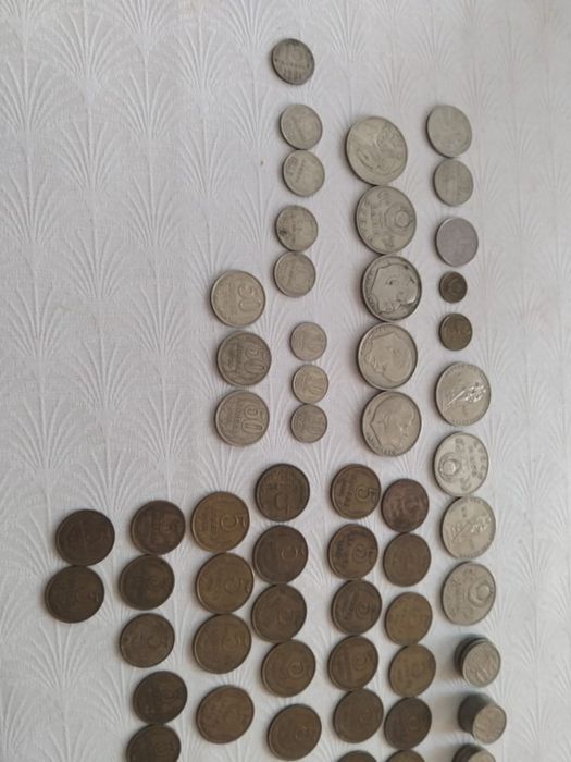 Продам старинные монеты!