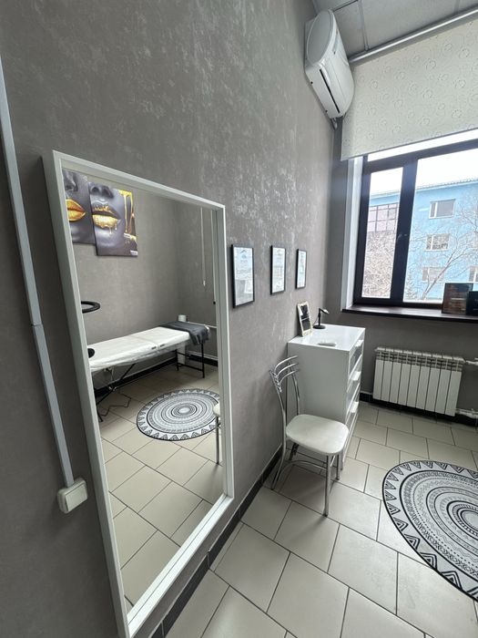 Сдаю кабинет в центре города